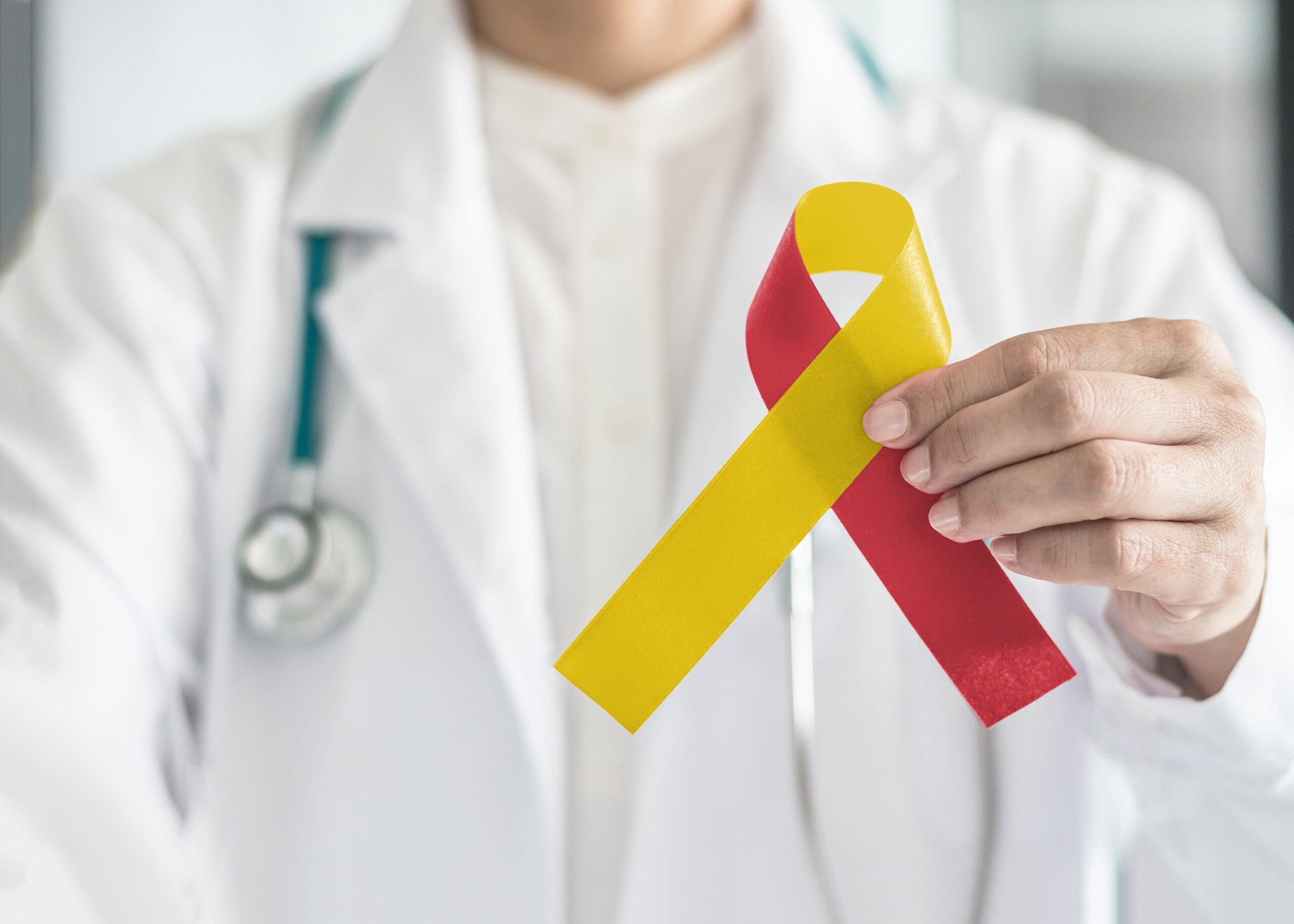 m&eacute;dico com s&iacute;mbolo da Hepatite A